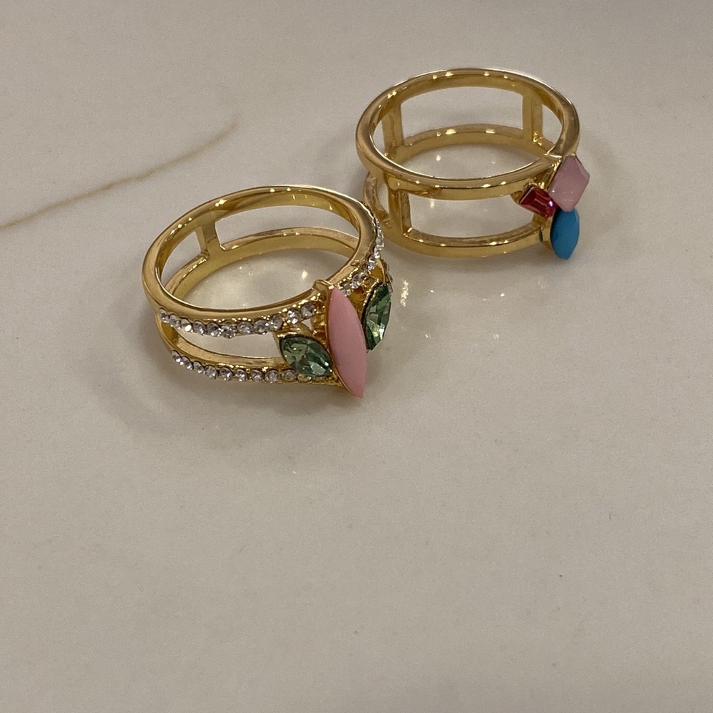 Gold Rings size 6 - Picture 6 of 8